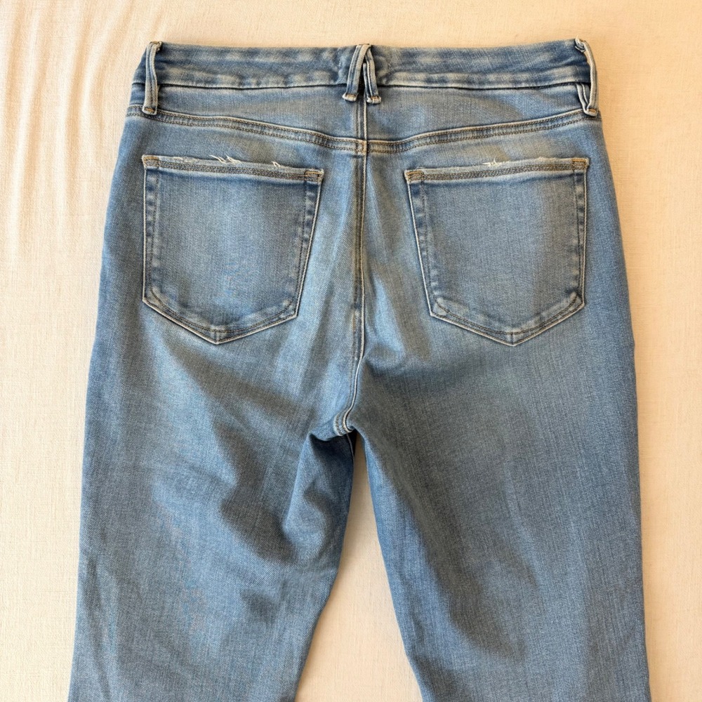 Good American Good Legs Crop Mini Boot Jeans Womens 10/30 Blue Indigo521 - Picture 7 of 10